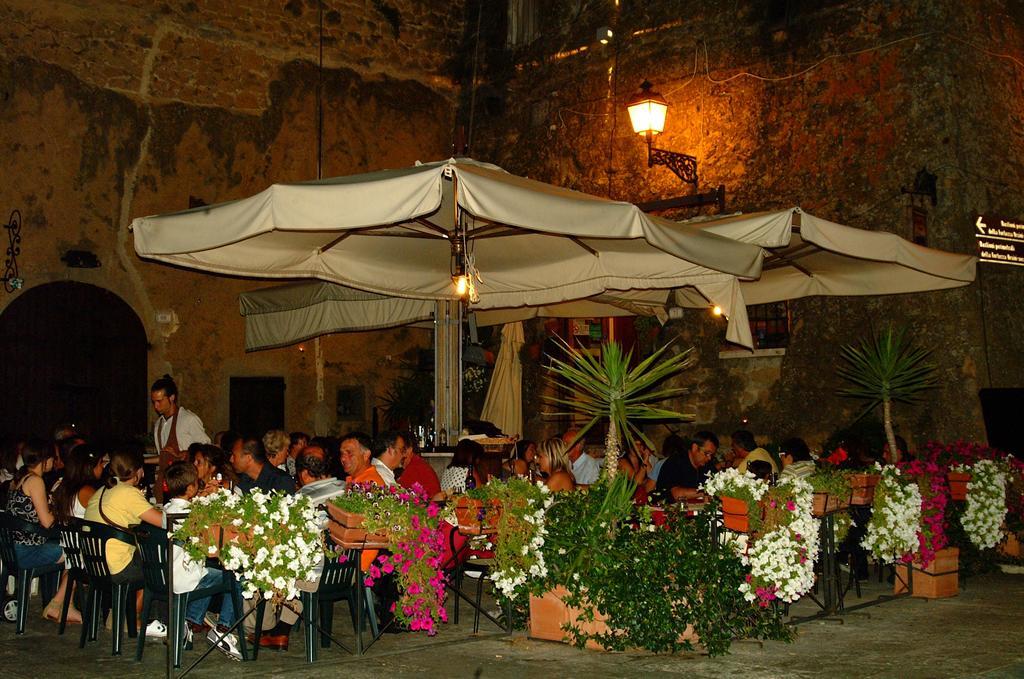 Affittacamere La Magica Torre Pitigliano Extérieur photo